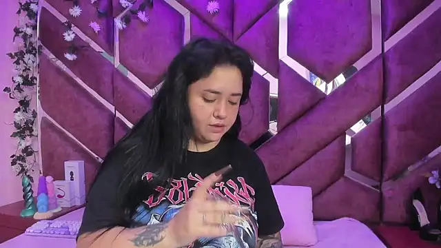 Victoria Rossy online show from March 20, 8:35 pm