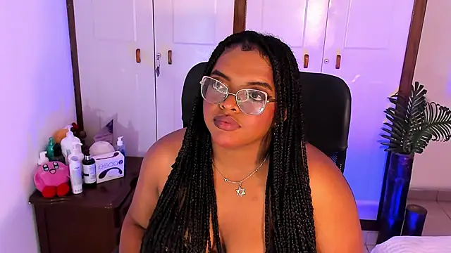 conielaurenth online show from September 20, 4:13 am