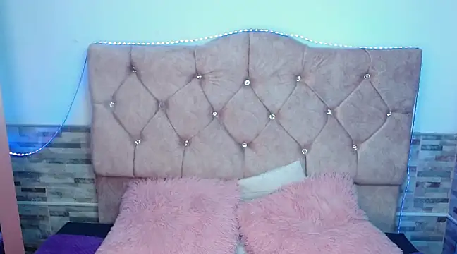 elizabethcooper online show from January 14, 11:16 pm