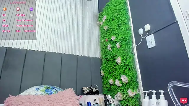 Michelle busty online show from July 3, 5:47 am