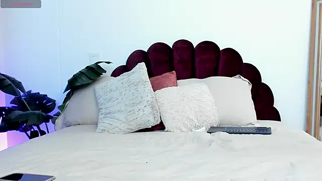 SweetGirl       online show from January 9, 10:07 am