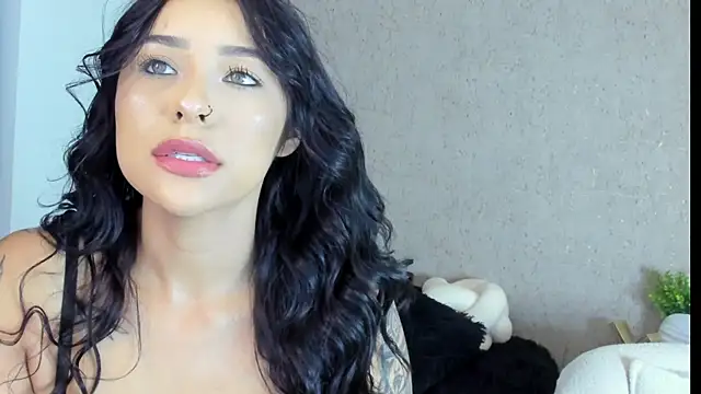 SweetGirl       online show from June 3, 9:34 am