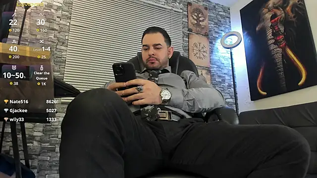 Snapshot of Ethan_Castellano chatting on April 29, 10:27 pm Ethan Castellano online show from April 29, 10:27 pm