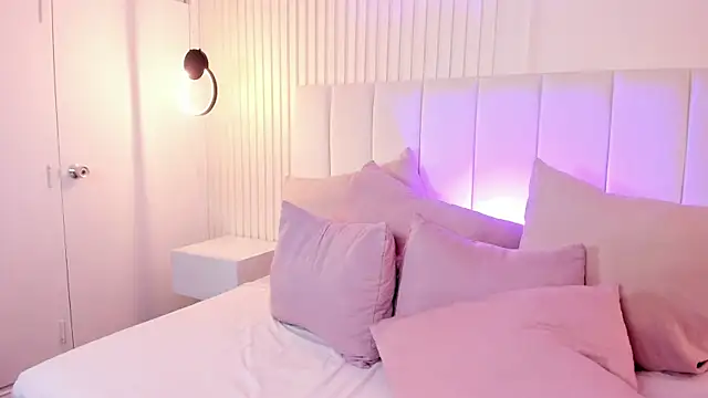 natali henao online show from March 14, 11:32 pm