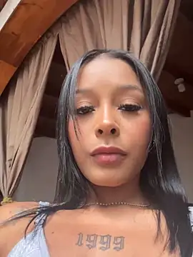 natali henao online show from November 12, 8:41 pm