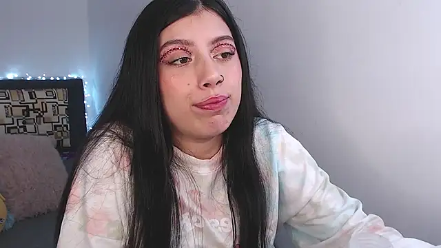 iam emy online show from October 24, 3:03 am