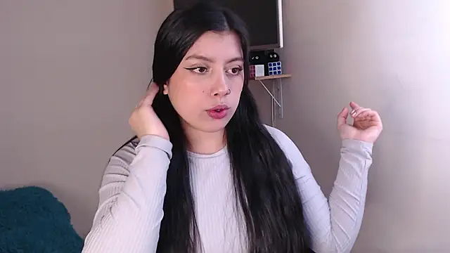 iam emy online show from November 21, 6:12 am