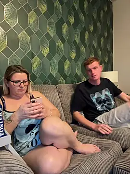 SweetXCandyX online show from January 15, 8:01 pm