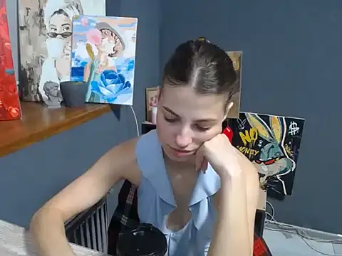 Snapshot of felicity_gold chatting on May 7, 7:36 am felicity gold online show from May 7, 7:36 am