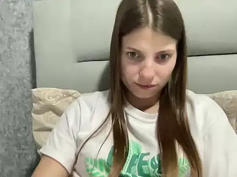 Snapshot of felicity_gold chatting on May 22, 7:30 pm felicity gold online show from May 22, 7:30 pm