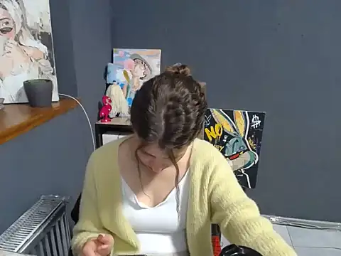 Snapshot of felicity_gold chatting on May 26, 6:31 am felicity gold online show from May 26, 6:31 am