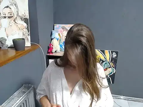 Snapshot of felicity_gold chatting on June 5, 6:52 am felicity gold online show from June 5, 6:52 am