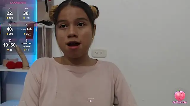 Snapshot of Naomi991 chatting on September 29, 9:41 pm Naomi991 online show from September 29, 9:41 pm