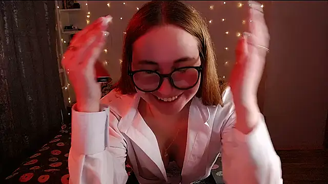 Miya Mark online show from December 18, 6:35 pm