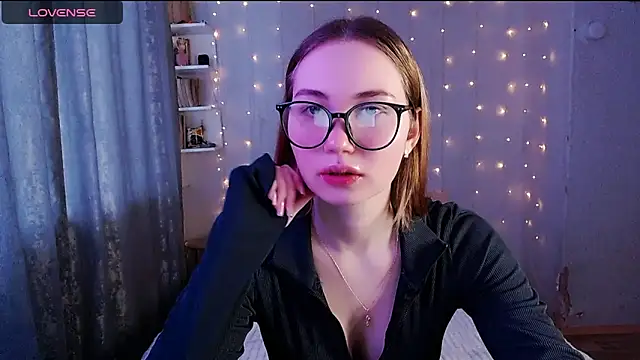 Miya Mark online show from February 16, 2:00 pm