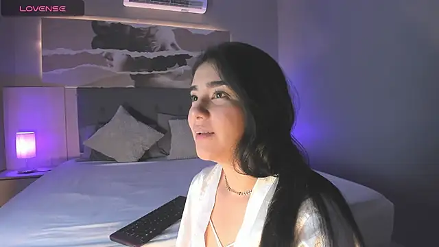 Belliinda 21 online show from March 2, 7:02 pm