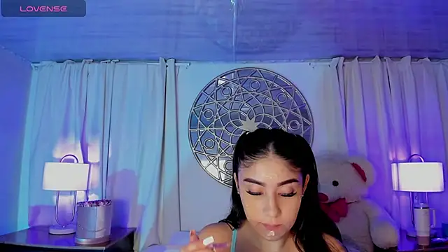 Belliinda 21 online show from January 15, 7:06 pm