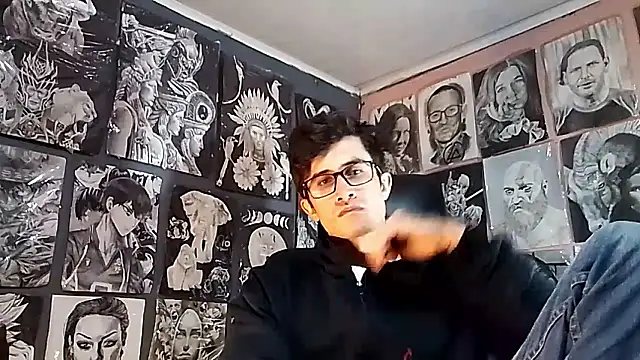 Loggan donnelly online show from January 7, 1:19 am