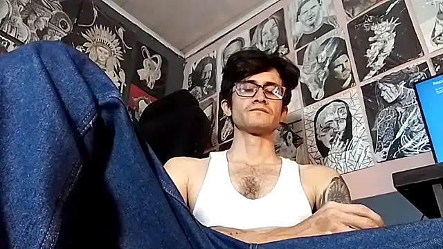 Loggan donnelly online show from February 7, 8:56 pm