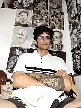 Loggan donnelly online show from March 23, 1:53 am