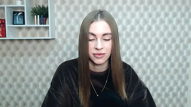 AlisaCatty  online show from March 12, 7:13 am