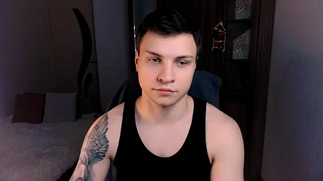 handsome guy01 online show from December 16, 7:48 am