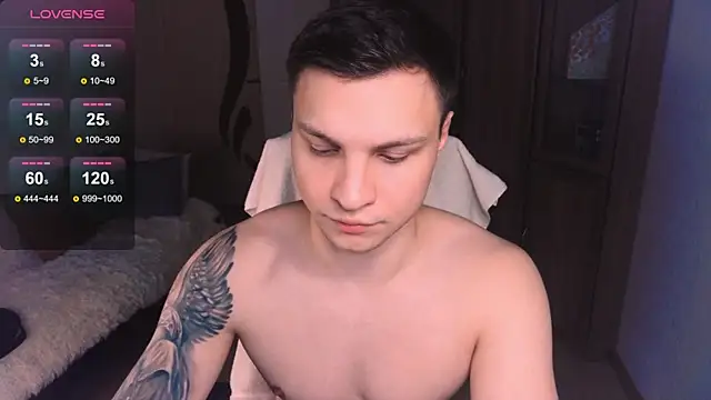 handsome guy01 online show from January 22, 9:21 pm