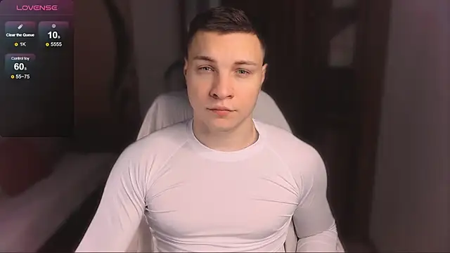 handsome guy01 online show from February 3, 4:57 am