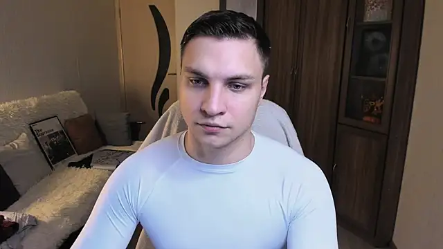 handsome guy01 online show from September 26, 6:56 pm