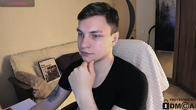 handsome guy01 online show from October 11, 4:16 pm