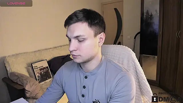 handsome guy01 online show from October 12, 7:02 pm