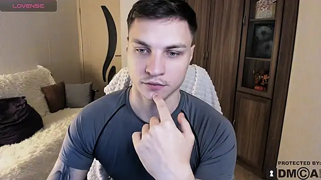 handsome guy01 online show from October 22, 4:46 am