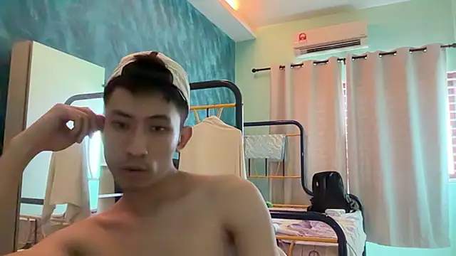 Snapshot of XiiaoZheng99 chatting on August 4, 7:22 am XiiaoZheng99 online show from August 4, 7:22 am