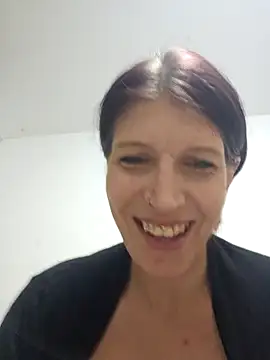 Snapshot of Lenchen_ chatting on January 19, 11:10 pm Lenchen online show from January 19, 11:10 pm