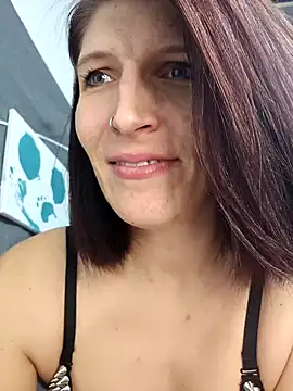 Snapshot of Lenchen_ chatting on January 23, 11:15 pm Lenchen online show from January 23, 11:15 pm