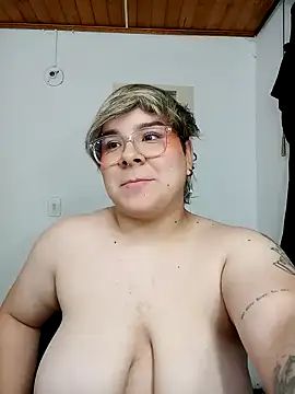 amalia love online show from January 12, 9:40 am