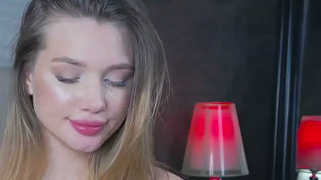 ViolaFlirt online show from February 15, 2:00 pm