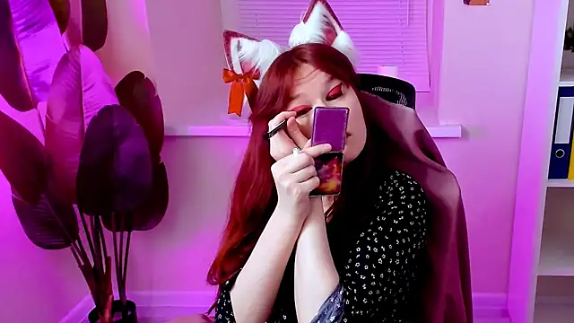 CarolGiggly online show from November 12, 12:55 am