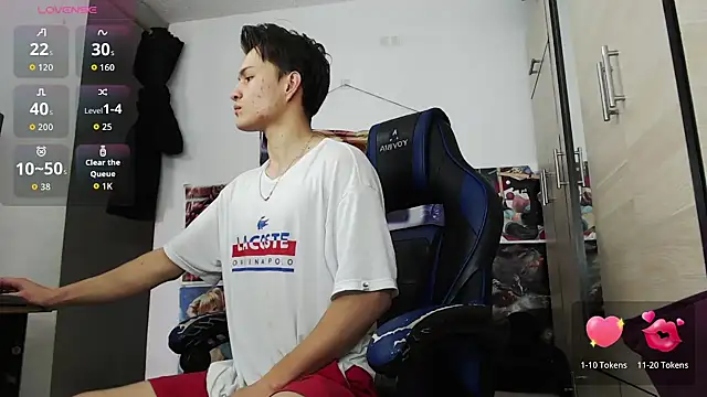 Snapshot of sr_jaeger chatting on January 18, 1:48 pm sr jaeger online show from January 18, 1:48 pm