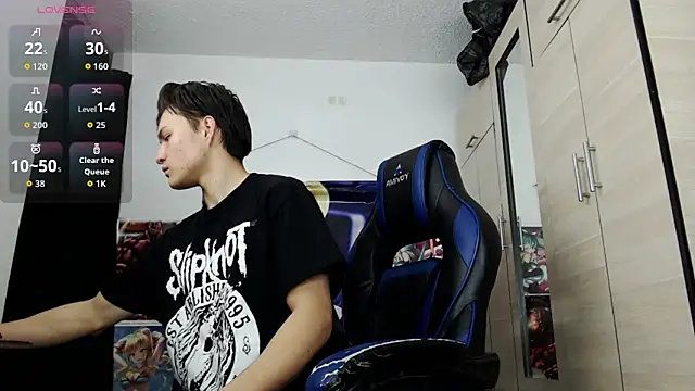 Snapshot of sr_jaeger chatting on February 27, 12:27 pm sr jaeger online show from February 27, 12:27 pm