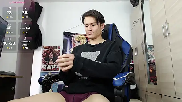 Snapshot of sr_jaeger chatting on March 4, 1:50 pm sr jaeger online show from March 4, 1:50 pm