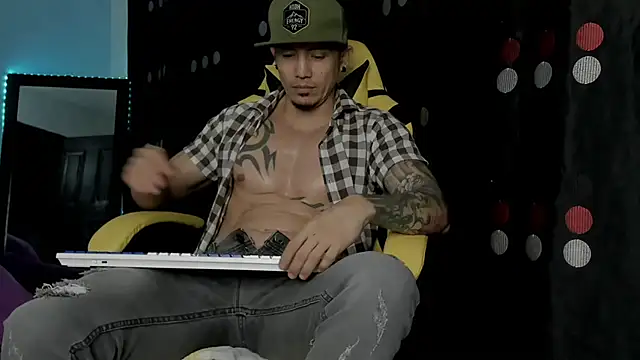 Alex motta online show from March 22, 5:17 am