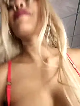 lianisrose online show from March 7, 11:35 pm