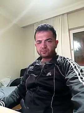 Snapshot of cshn001 chatting on December 15, 10:04 pm cshn001 online show from December 15, 10:04 pm