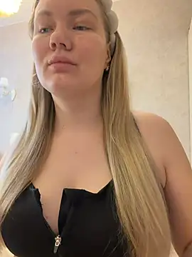 LianaCruz   online show from February 4, 4:51 am