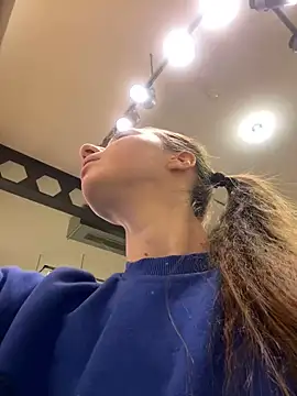 Lia  Love online show from December 13, 4:49 pm