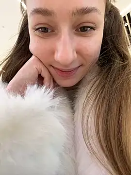 Lia  Love online show from January 16, 12:09 pm