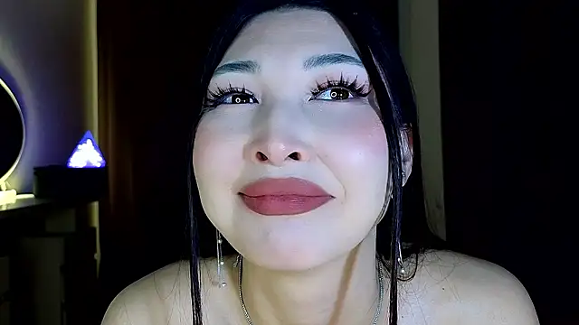 Snapshot of honey_yani chatting on March 29, 9:59 pm honey yani online show from March 29, 9:59 pm