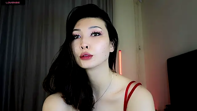 Snapshot of honey_yani chatting on May 17, 11:23 pm honey yani online show from May 17, 11:23 pm