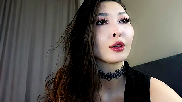 Snapshot of honey_yani chatting on May 22, 11:21 pm honey yani online show from May 22, 11:21 pm